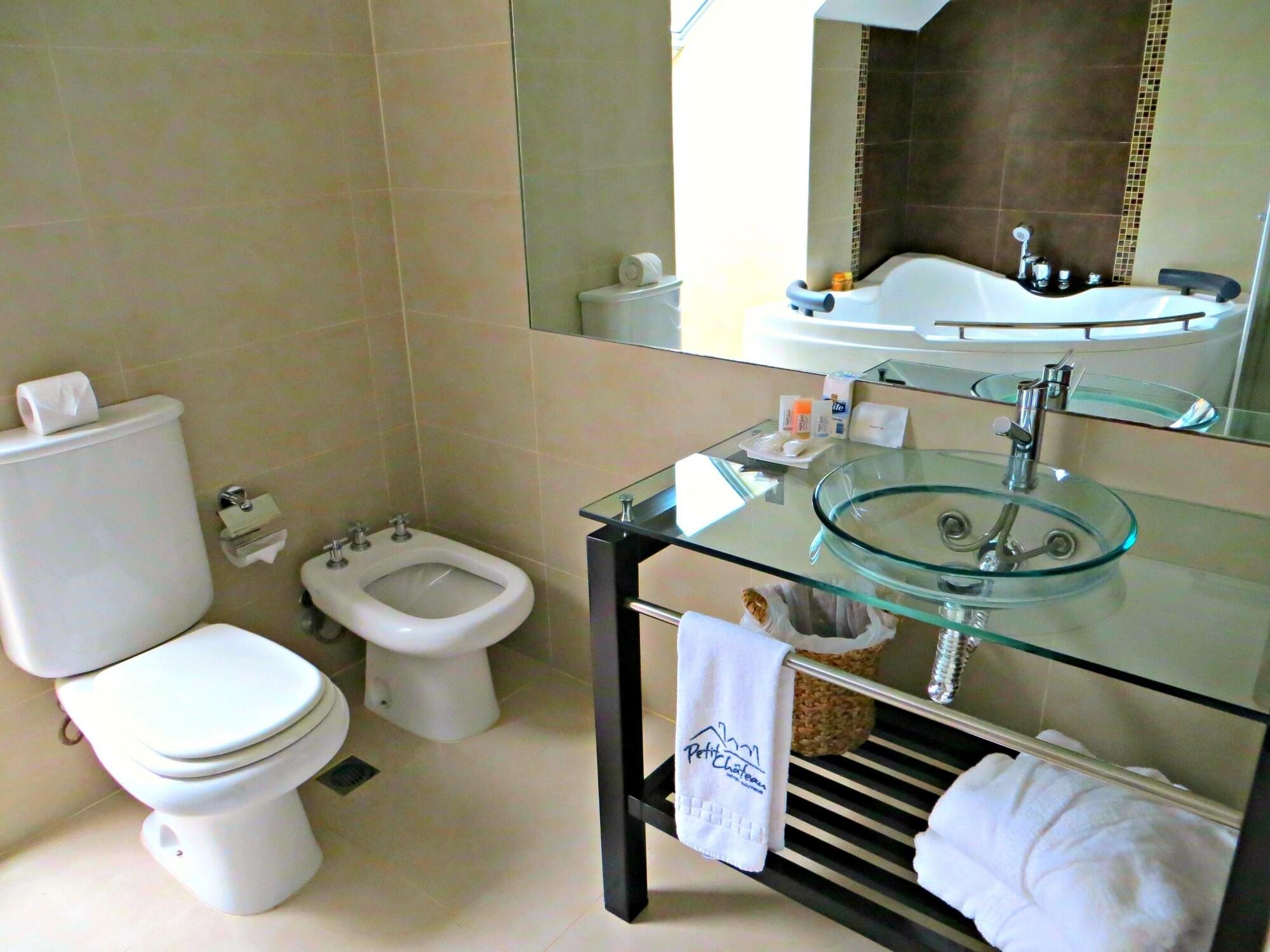 Petit Chateau Boutique होटल 4*