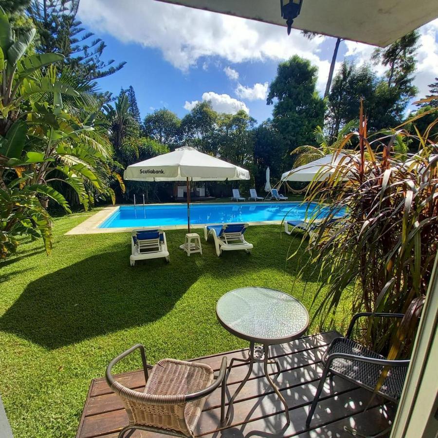 Petit Chateau Boutique Hotel 4*