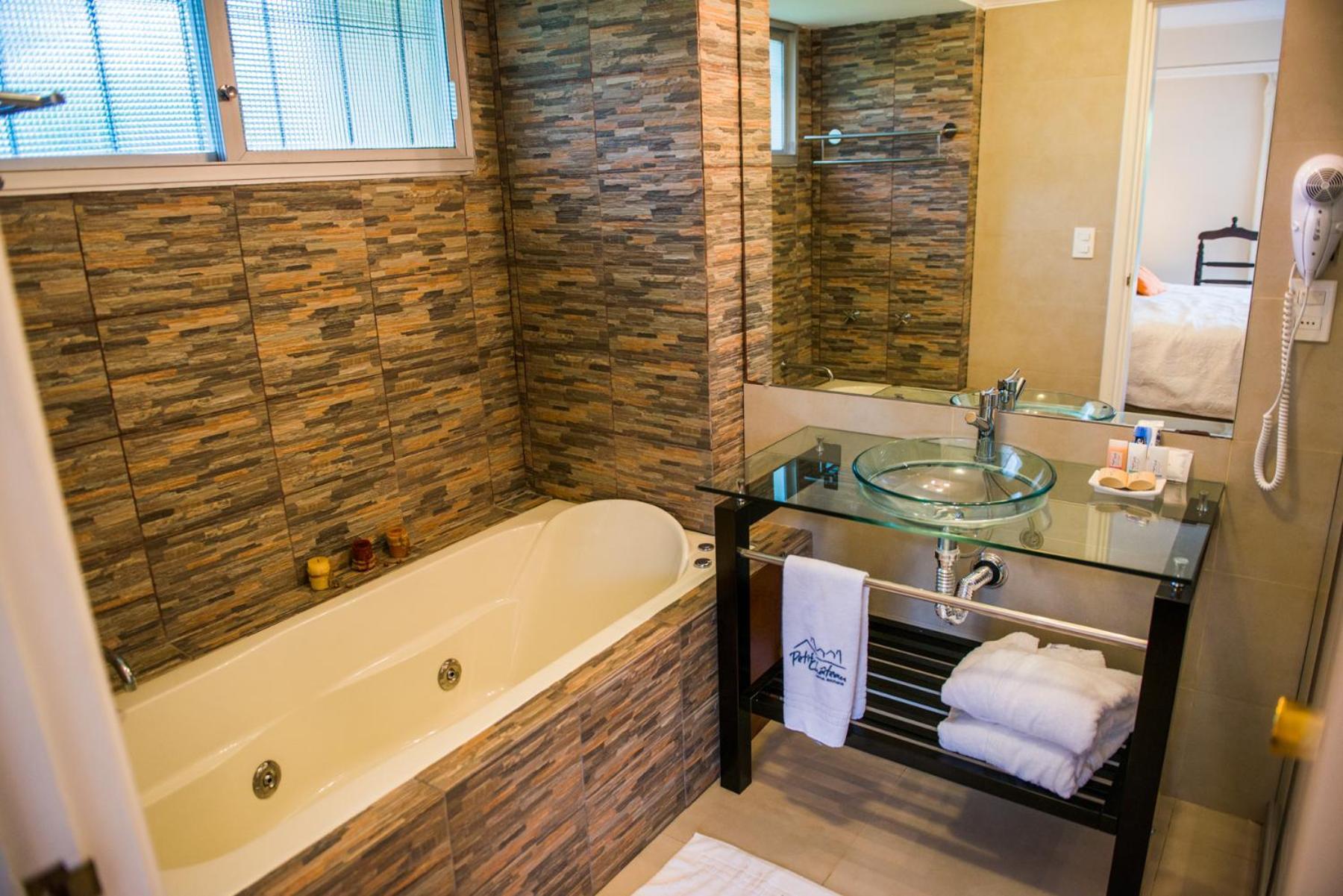 Petit Chateau Boutique Hotel